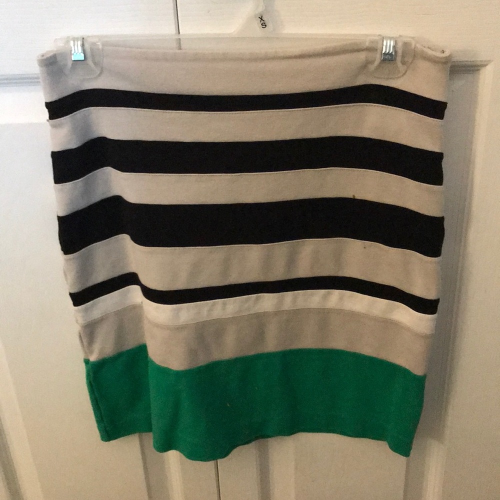 Striped pencil skirt w/ green accent